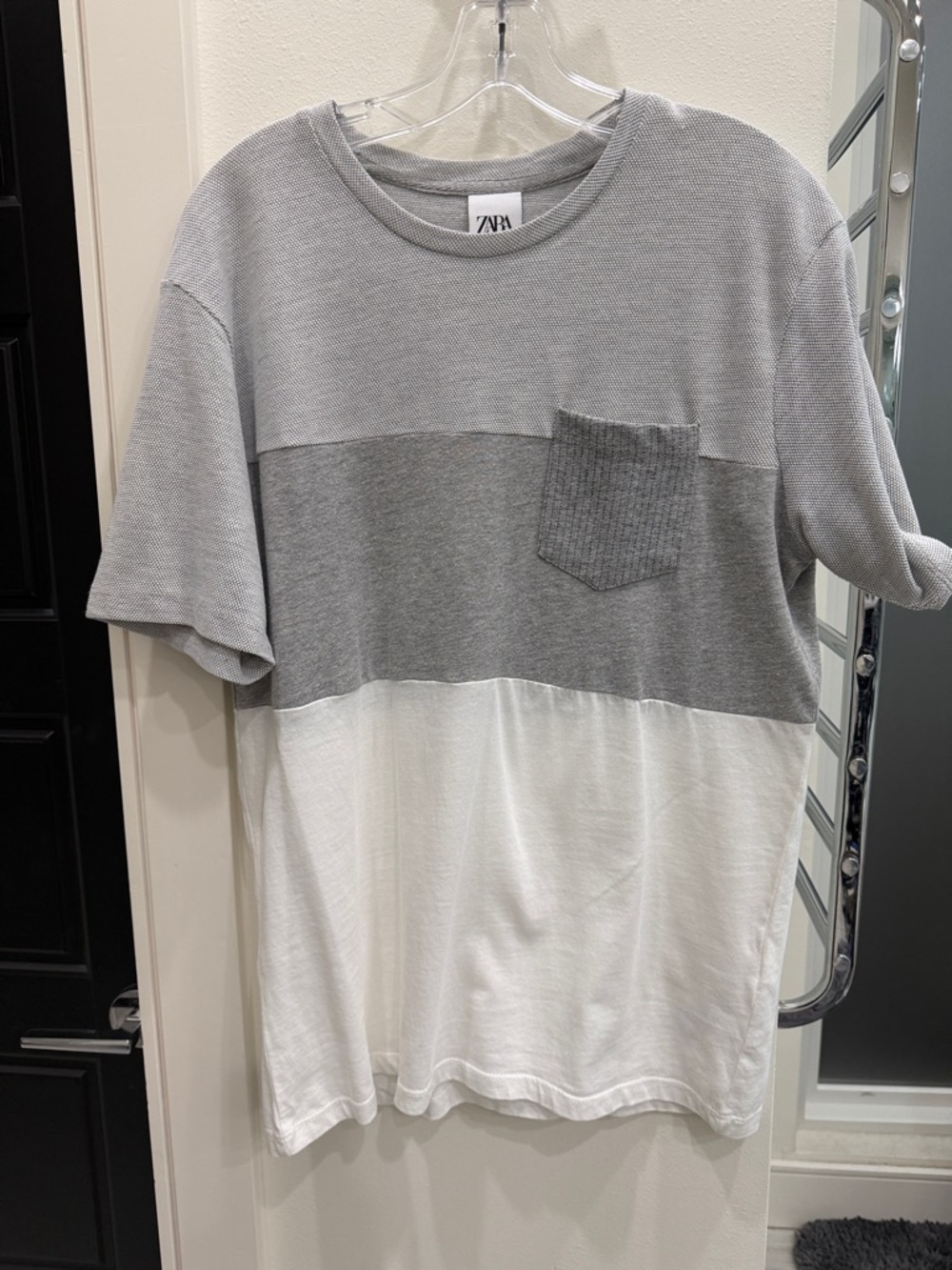 Zara Two-Tone Pocket Tee - Gray & White